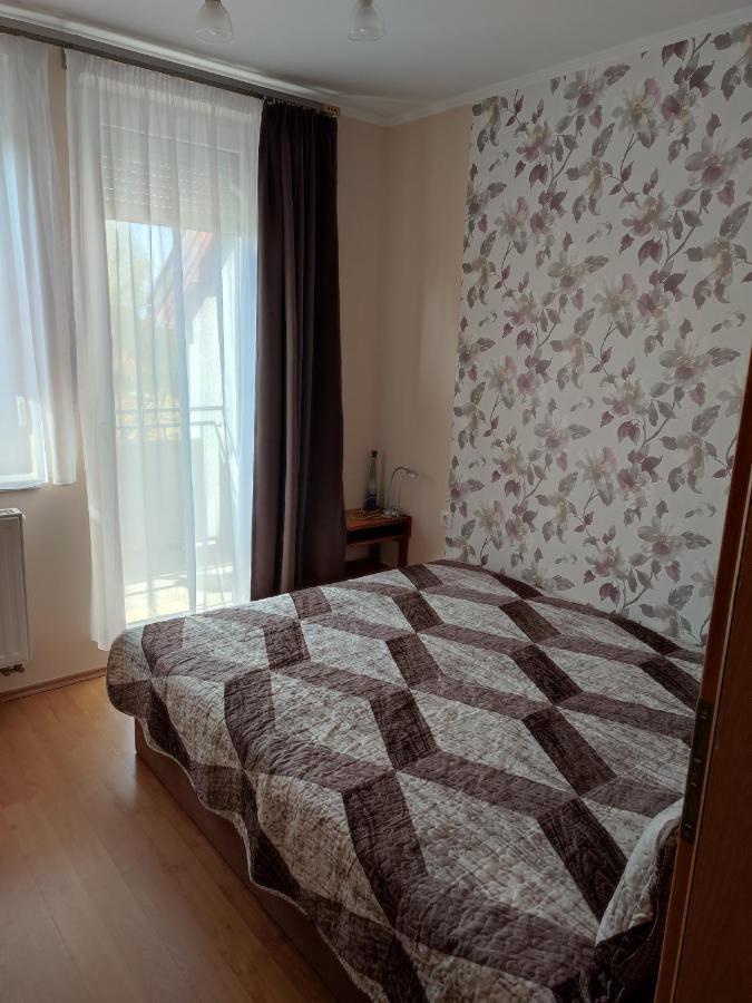 Larix Apartman Daire Sárvár Dış mekan fotoğraf